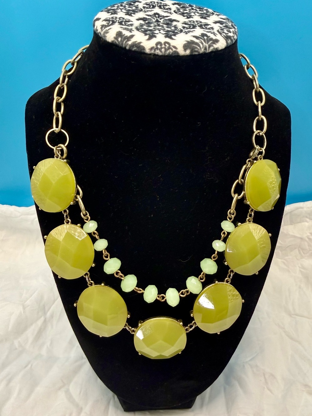 Premier Designs Stylish Pistachio Green Statement Bib Necklace